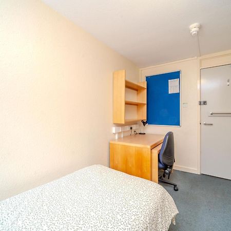 Joivy Budget 4,5 And 6 Bed Private Flats, In Historic Old Town (Adults Only) EDI Exterior photo