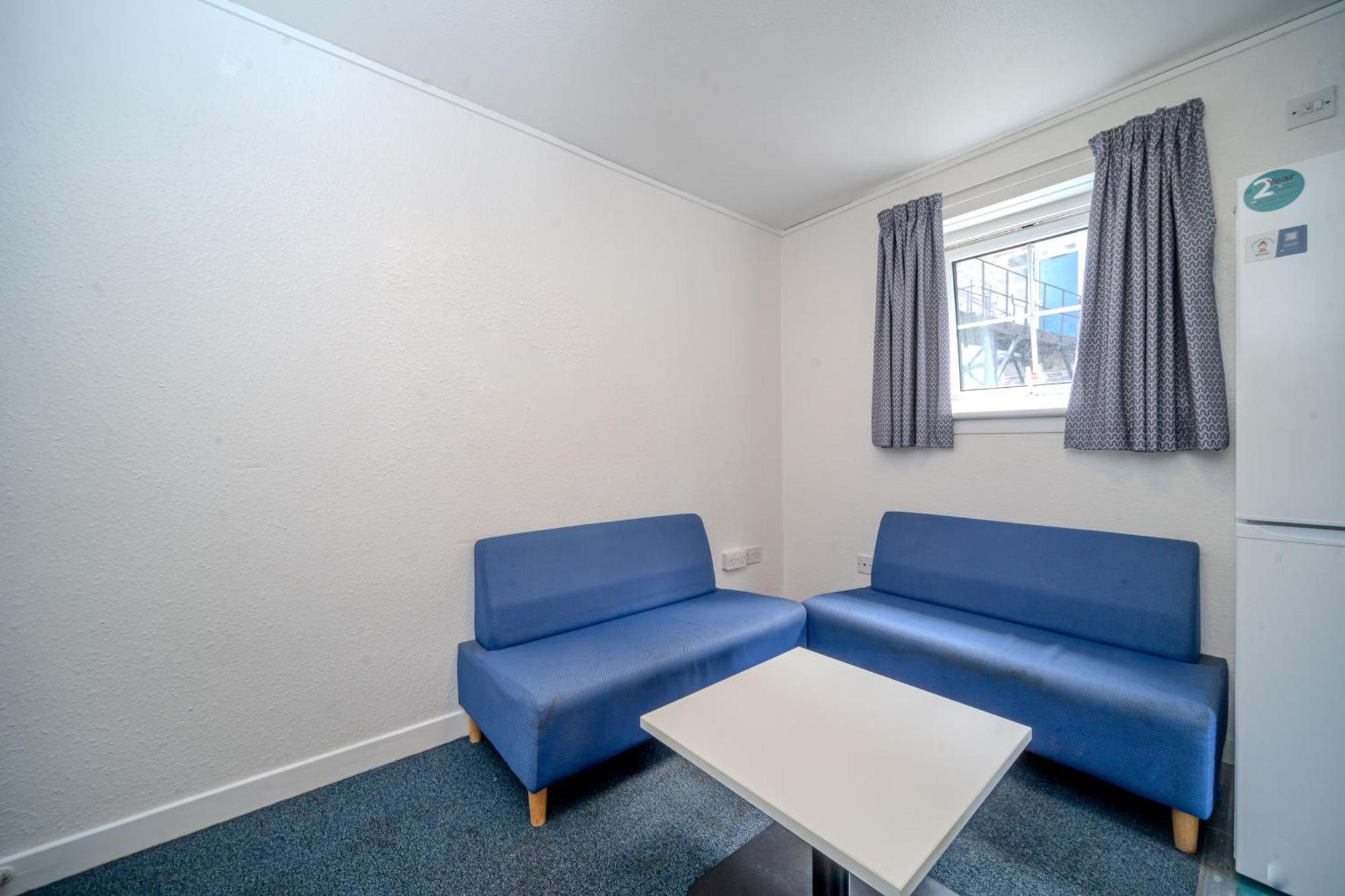 Joivy Budget 4,5 And 6 Bed Private Flats, In Historic Old Town (Adults Only) EDI Exterior photo